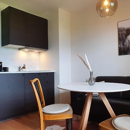 Daire Alpenflair Mit Balkon - Inkl Parkplatz #6 İnnsbruck